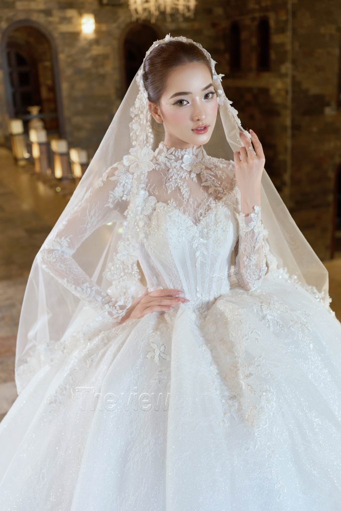 Váy cưới ren kín cổ nhà thờ mẫu LIMITED from thiết kế tinh tế mặc lễ nhà thờ Cổ cao